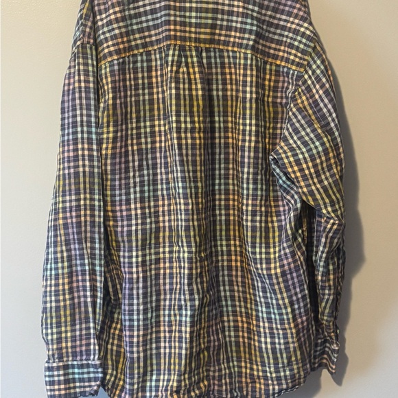 Tommy Bahama XXL Long Sleeve Button Down Shirt. - Picture 2 of 5